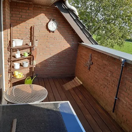 Apartment Den Berg Rees