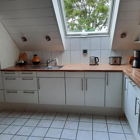 Den Berg Apartman Rees